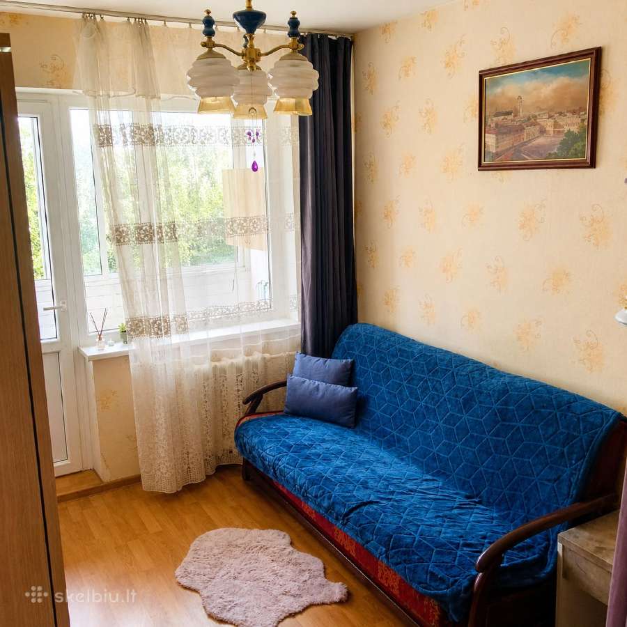 Jaukus kambarys merginai studentei - nuotraukos Nr. 2