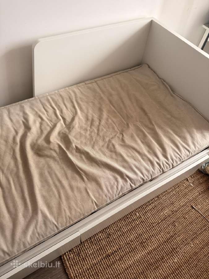 Ikea lova ir 2 čiužiniai - nuotraukos Nr. 3