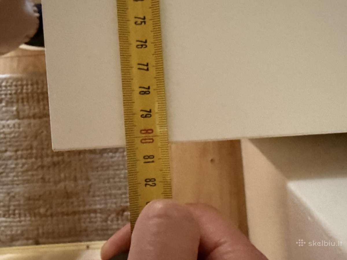Komoda su 3 stalčiais - nuotraukos Nr. 4
