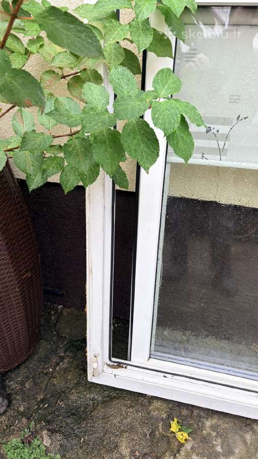 Dovanoju plastikinį langą 1,3mx1,3m - nuotraukos Nr. 2