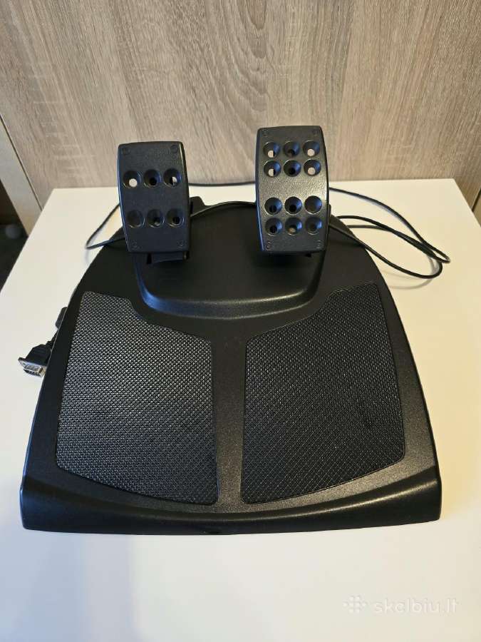 Logitech Momo racing force feedback wheel - nuotraukos Nr. 5