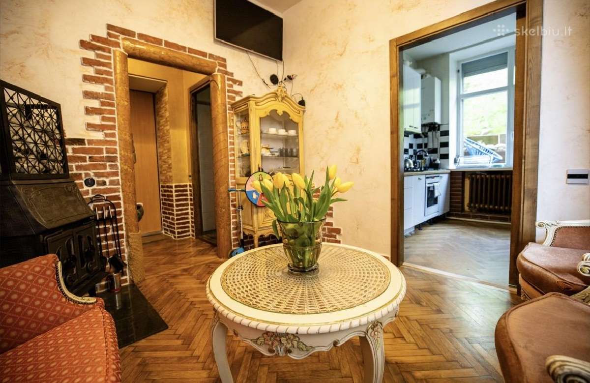 Puošni vintažinė rokoko stiliaus indauja / vitrina - nuotraukos Nr. 6