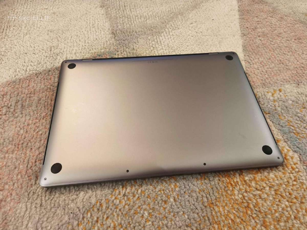 MacBook Pro 2019 16" 32 GB RAM 512 SSD i7 - nuotraukos Nr. 4