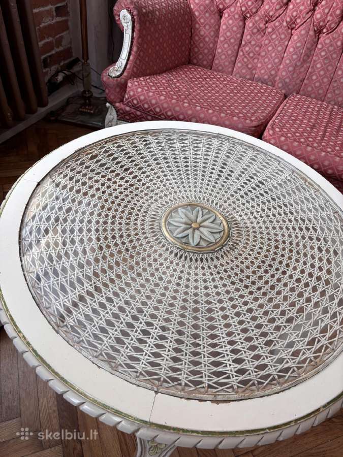Vintažinis apvalus kavos staliukas su stiklu - nuotraukos Nr. 3