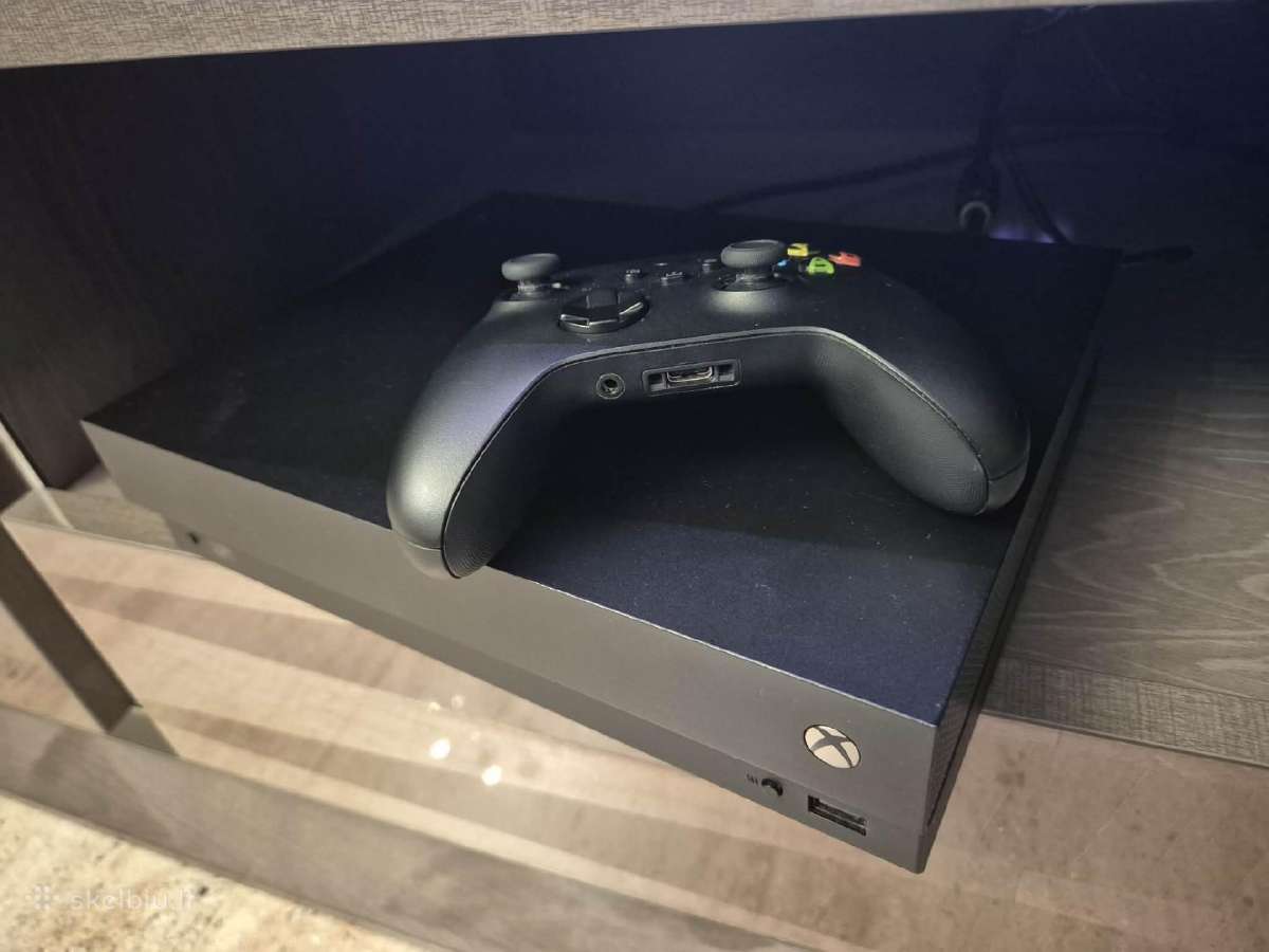 Xbox One X 1tb + zaidimai - nuotraukos Nr. 2
