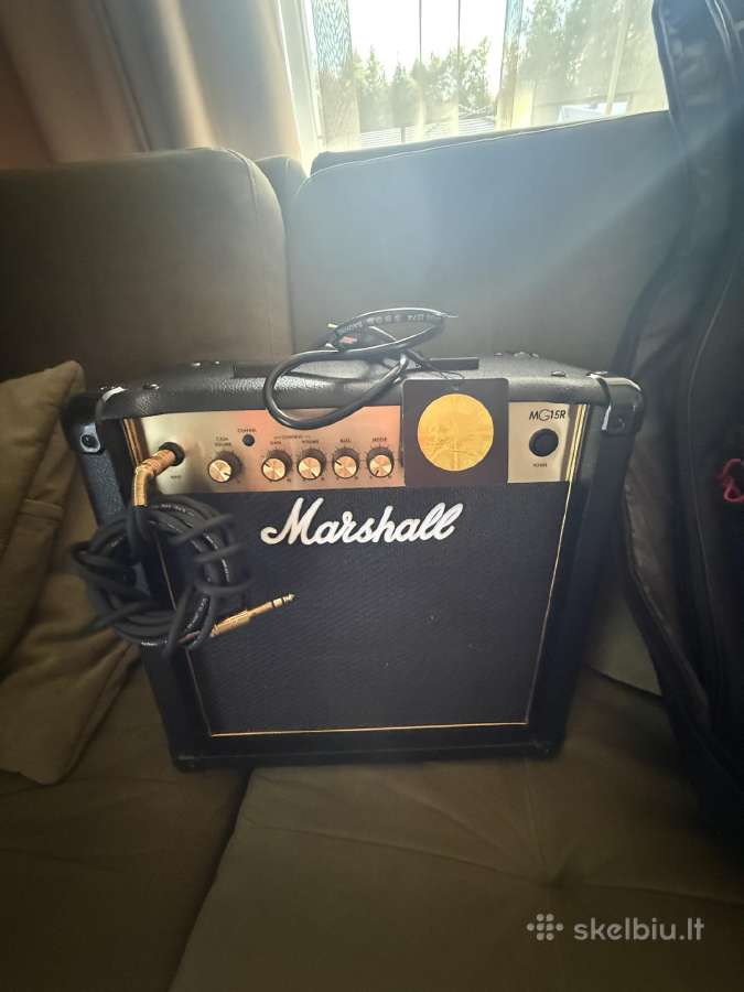 Marshall stiprintuvas su bosine gitara - nuotraukos Nr. 5