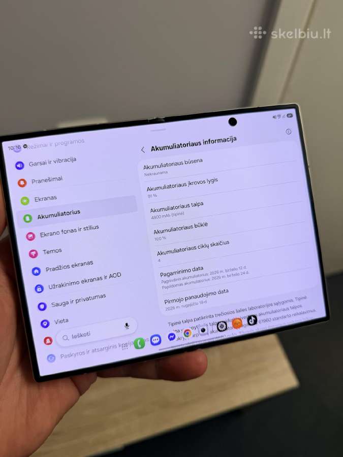 Samsung Galaxy Fold 8 + Carbon Case - nuotraukos Nr. 10