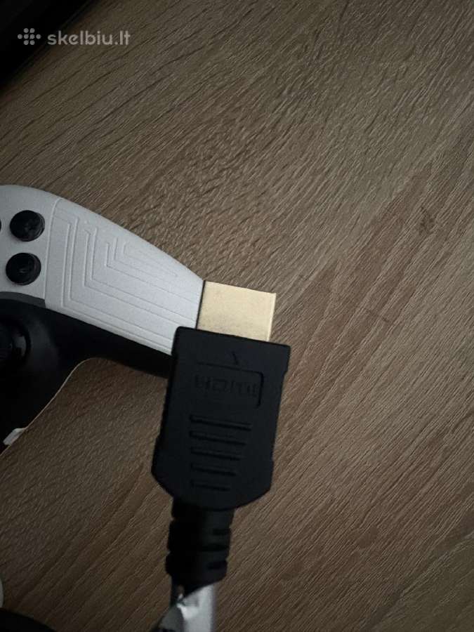 Parduodamas Ps4 1 TB žaidimų konsolės komplektas - nuotraukos Nr. 4