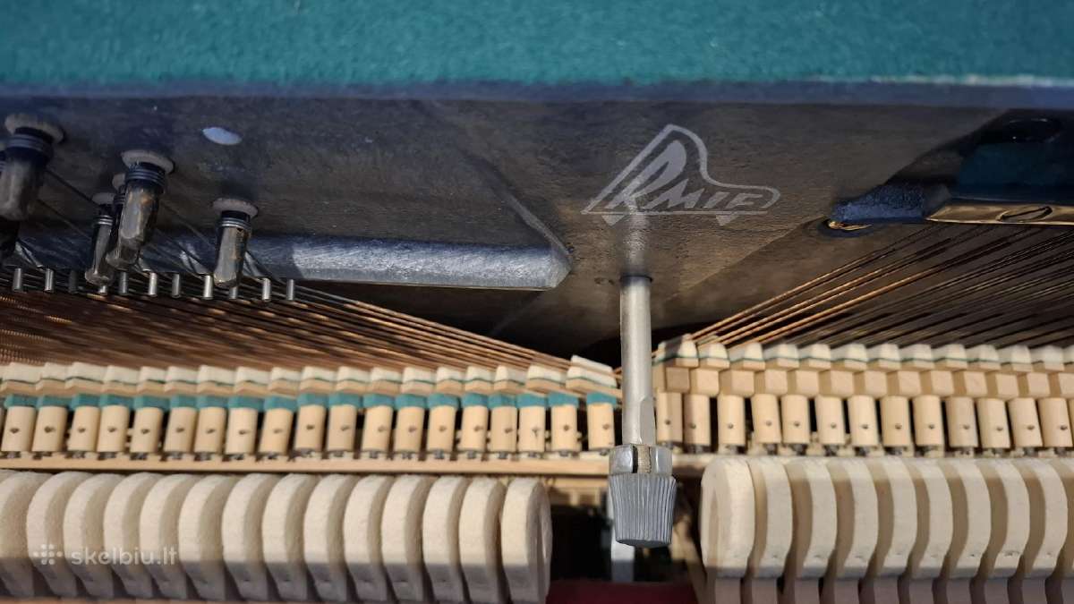 Pianinas - nuotraukos Nr. 9
