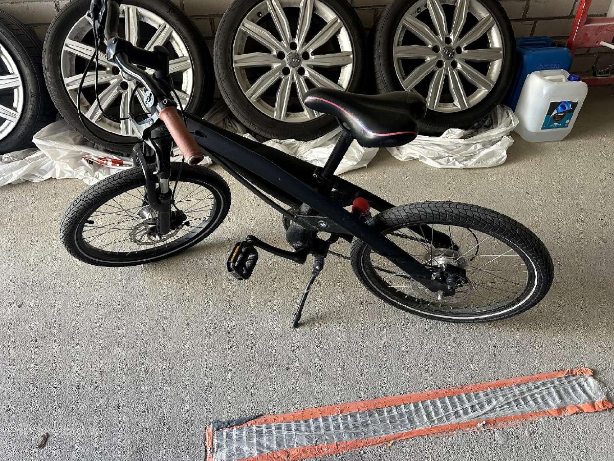 Bmw vaikiškas dviratis 20", 6 pavarų, diskiniai st - nuotraukos Nr. 3