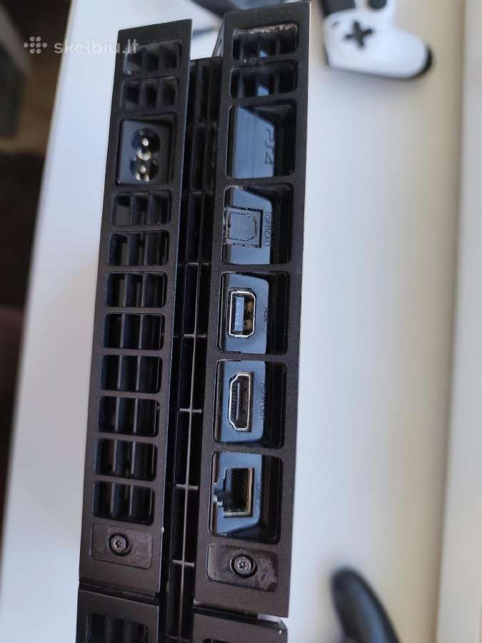 Sony Ps4 1tb + 2 pulteliai - nuotraukos Nr. 2