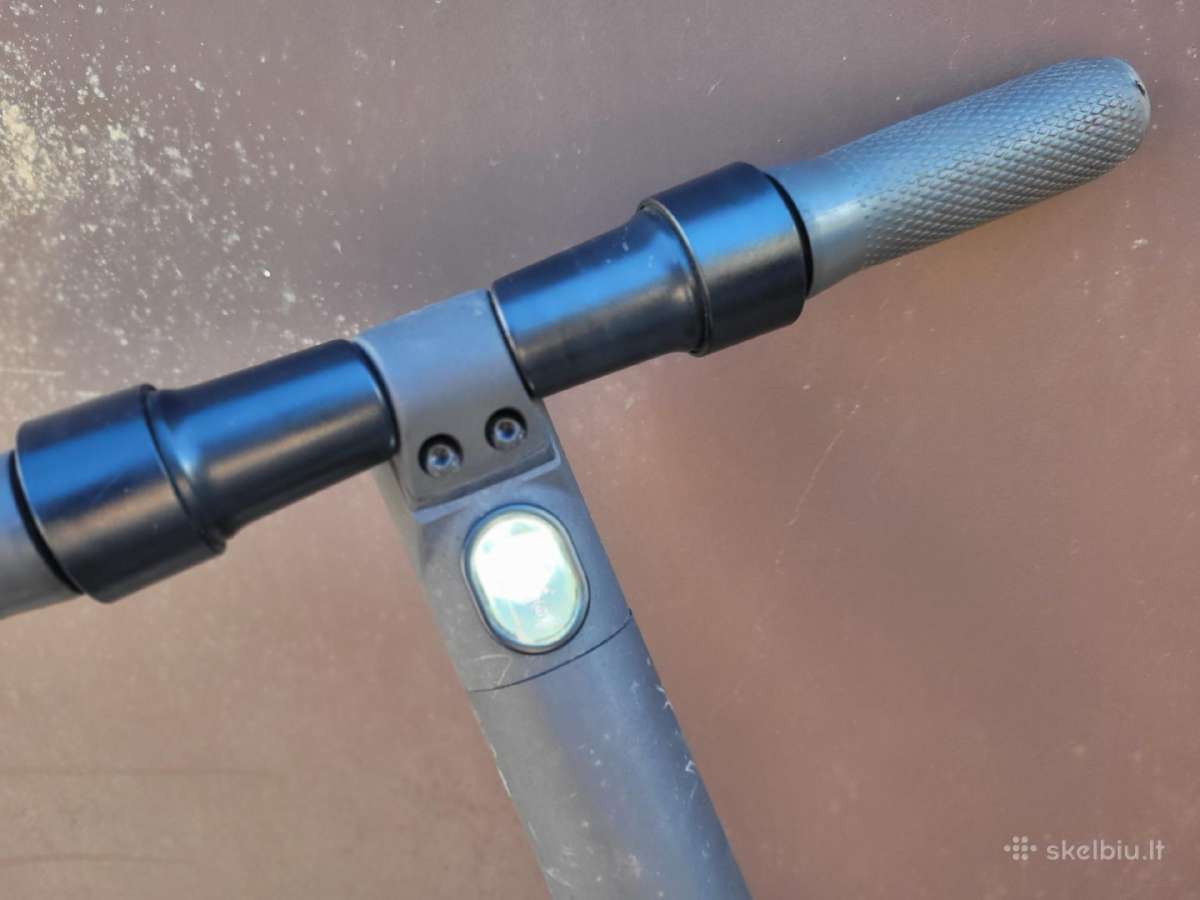 Ninebot Kickscooter e45e paspirtukas su defektu - nuotraukos Nr. 5