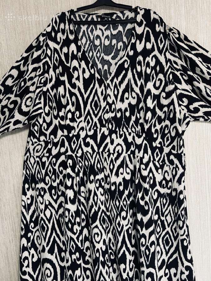 Juodai balta raštuota midi suknelė 5xl - nuotraukos Nr. 4