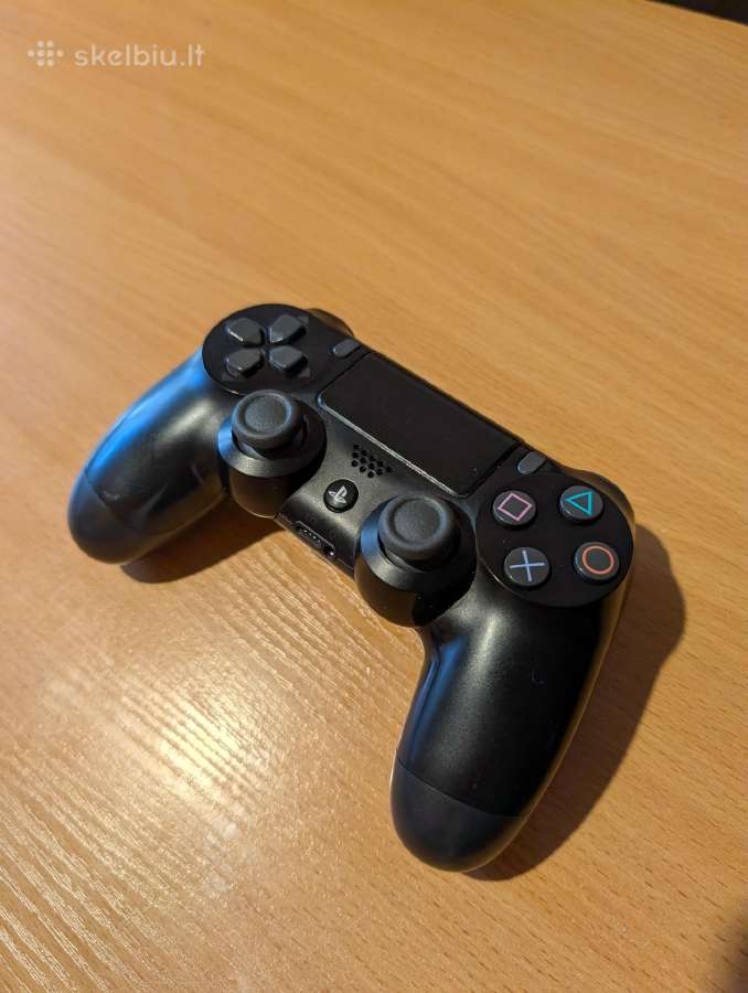 Playstation 4 pro, 1tb su pulteliu, visi laidai - nuotraukos Nr. 4