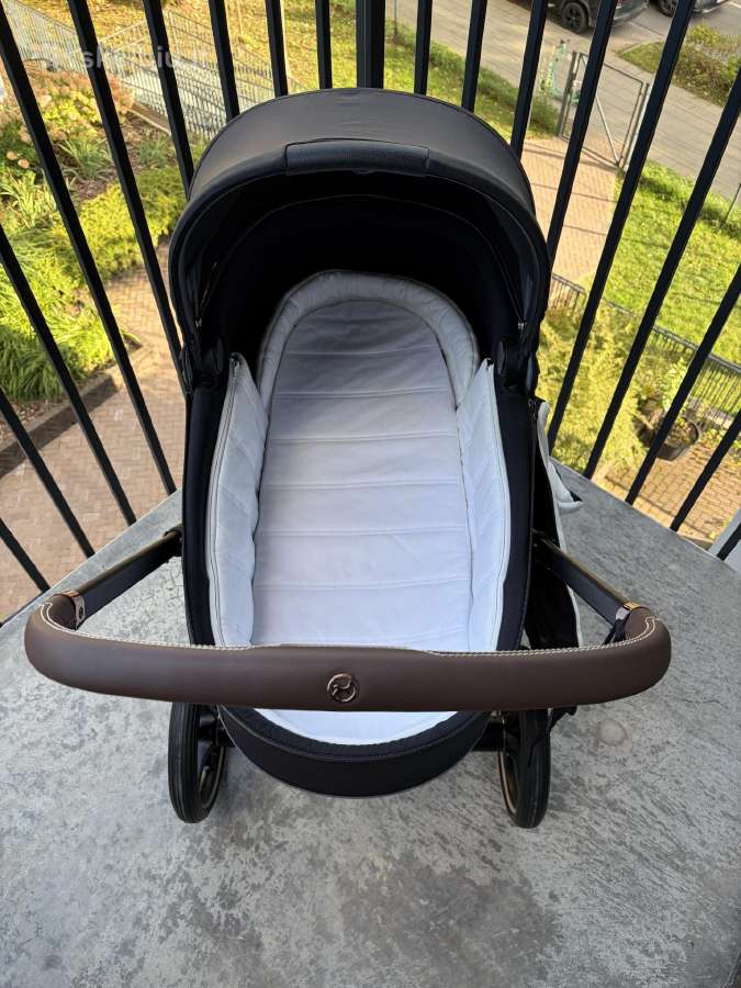 Cybex priam V3 vežimėlio komplektas - nuotraukos Nr. 6