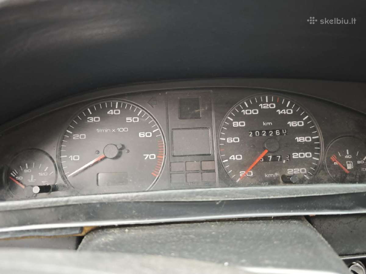 Parduodamas tvarkingas Audi 100 automobilis - nuotraukos Nr. 4