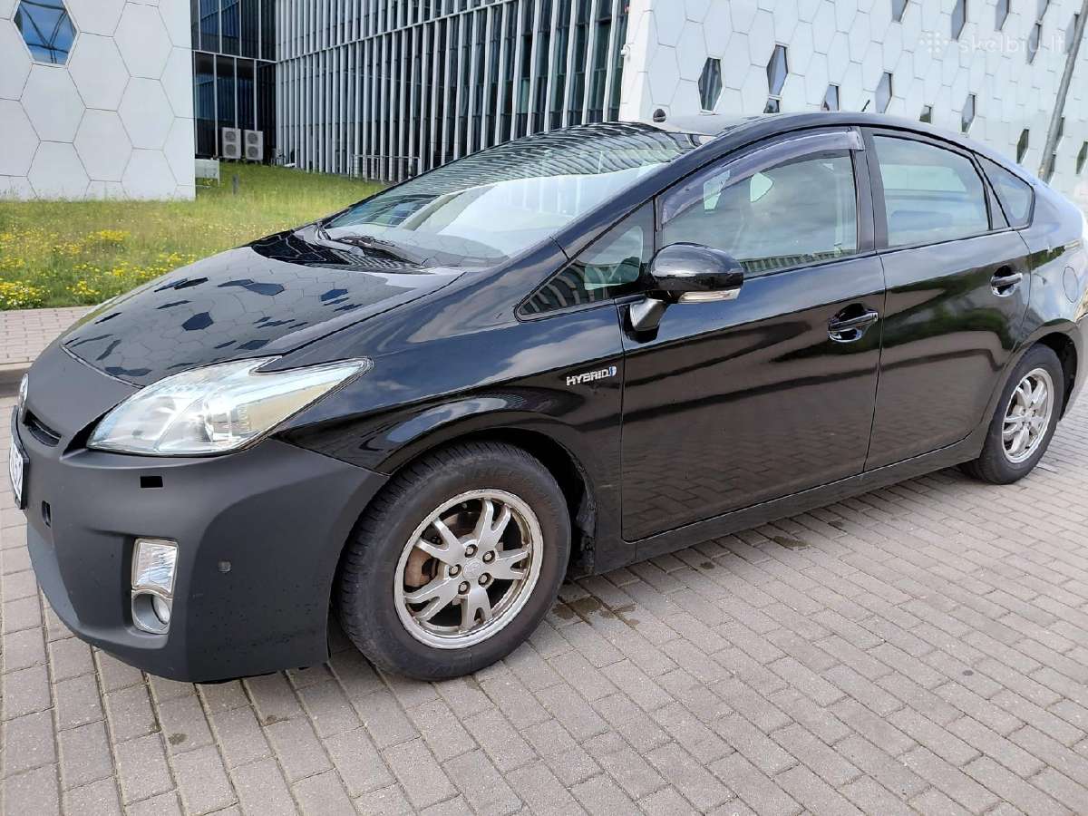 Toyota Prius 3 nuoma - nuotraukos Nr. 3