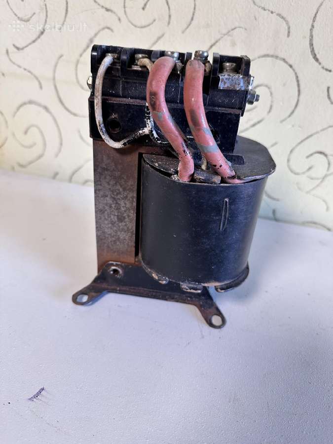 Transformatoriu 12 V - nuotraukos Nr. 3