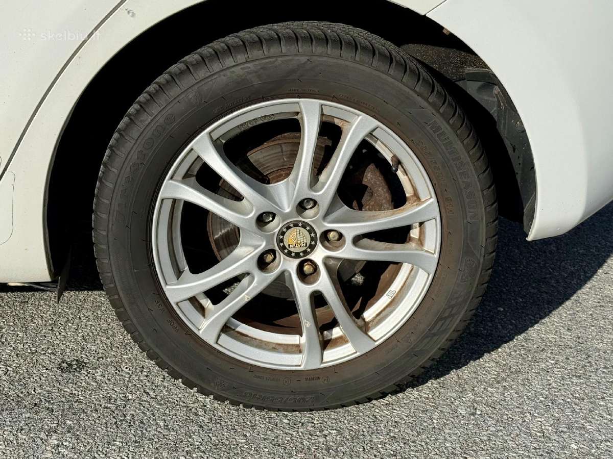 Toyota Auris 2008 m. 2.0 D-4d 93 kw Dyzelis - nuotraukos Nr. 13