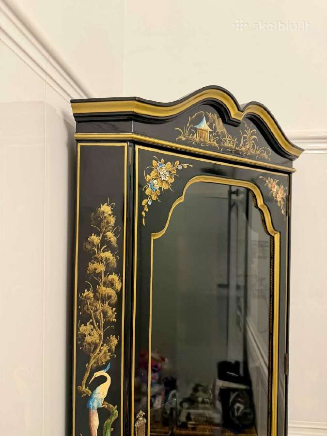 Vintažinė Chinoiserie kampinė spintelė - nuotraukos Nr. 2