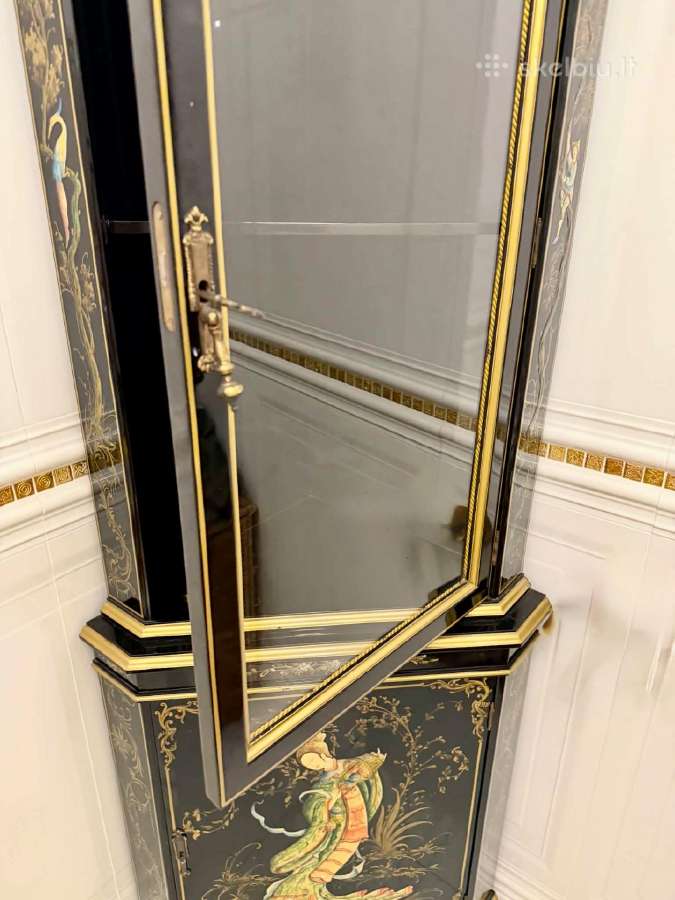 Vintažinė Chinoiserie kampinė spintelė - nuotraukos Nr. 6