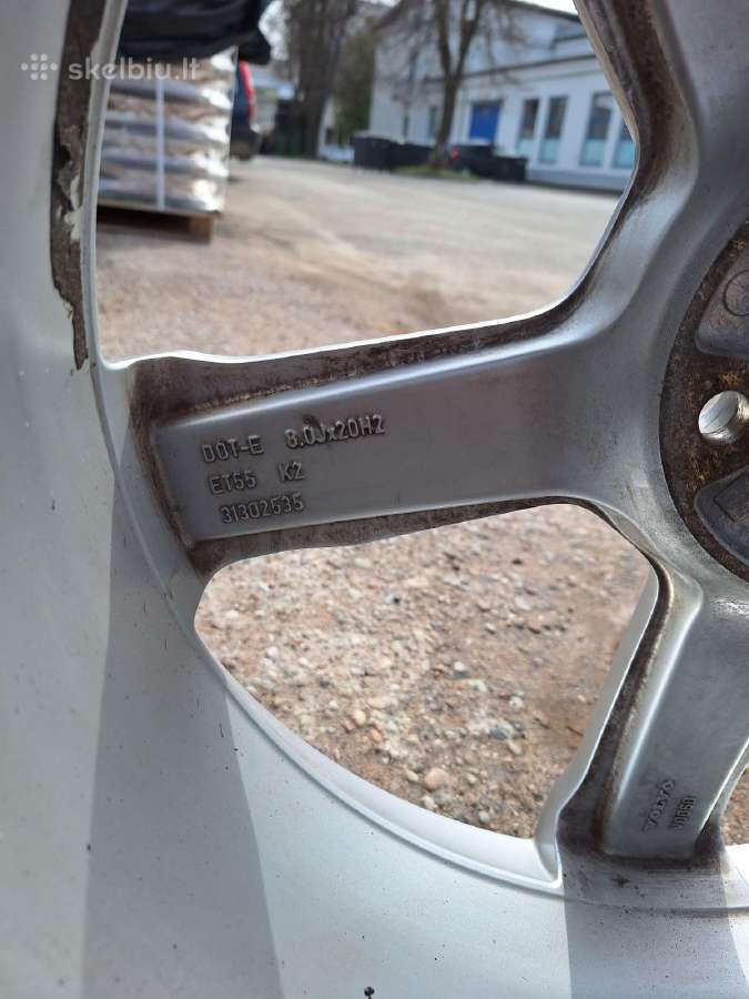 Volvo XC60 originalus ratlankiai - nuotraukos Nr. 3