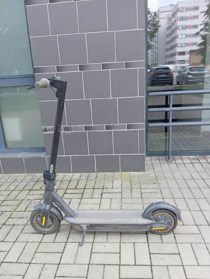 Kiaura padanga leidžia,tik 100€ Ninebot max G30 - nuotraukos Nr. 2