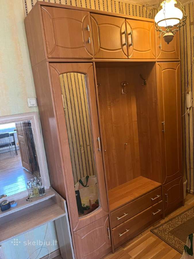 Atiduodame prieškambario ir svetainės spintas - nuotraukos Nr. 2