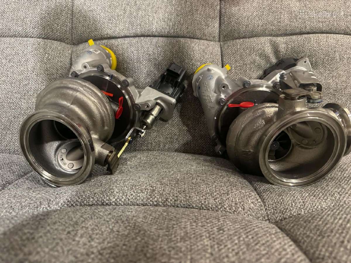 Bmw M5 F9x Originalios Oem Turbinos – Naujos - nuotraukos Nr. 2
