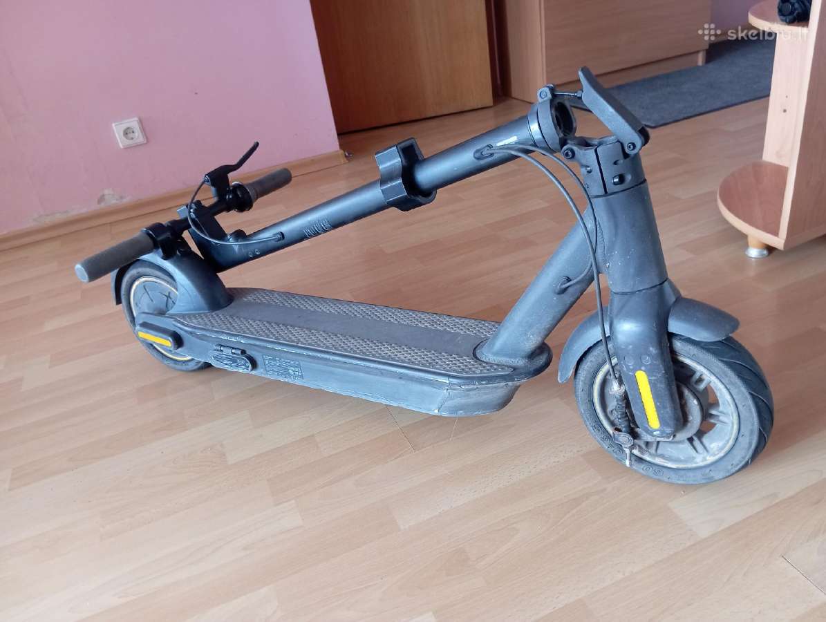Padanga leidžia ora pradurta Ninebot max G30 - nuotraukos Nr. 3
