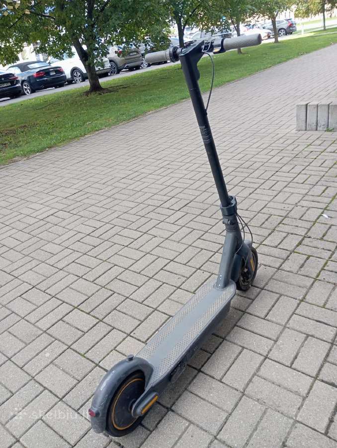 Padanga leidžia ora pradurta Ninebot max G30 - nuotraukos Nr. 8