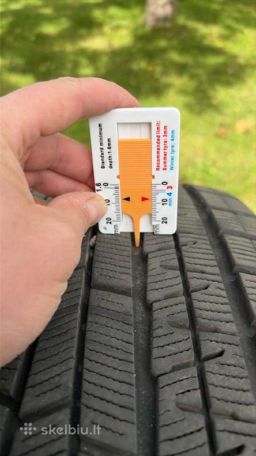 Yokohama iceguard 235/45/r18 Padangos - nuotraukos Nr. 3