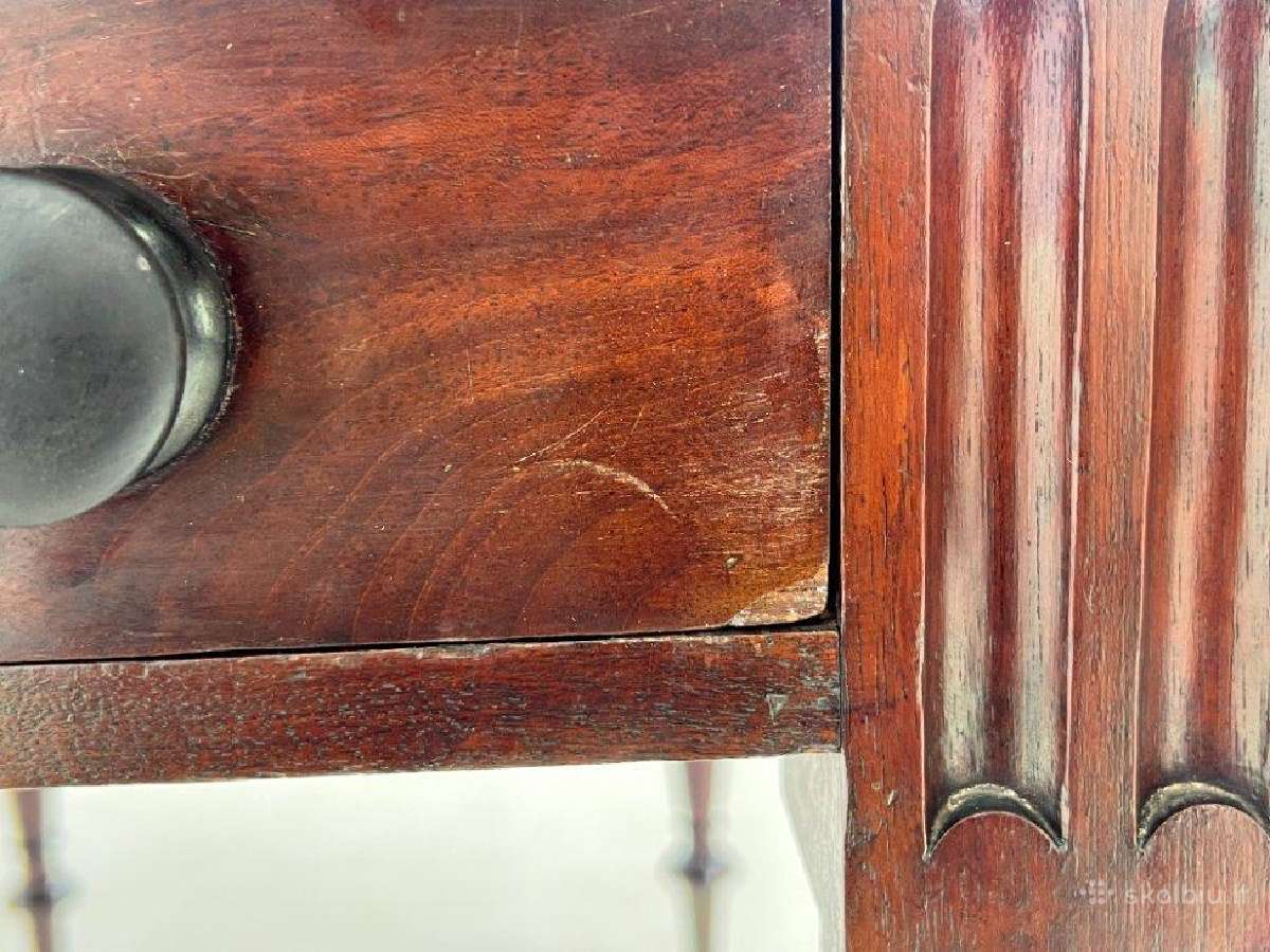 Angliško stiliaus staliukas su nuleidžiamais šonai - nuotraukos Nr. 14