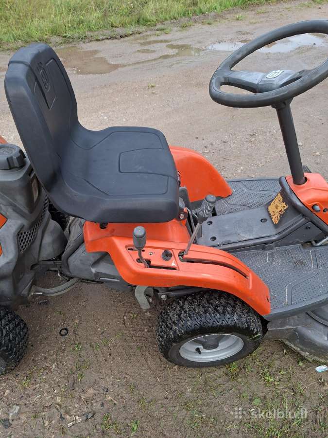 Sodo traktoriukas Husqvarna r112c5 - nuotraukos Nr. 2