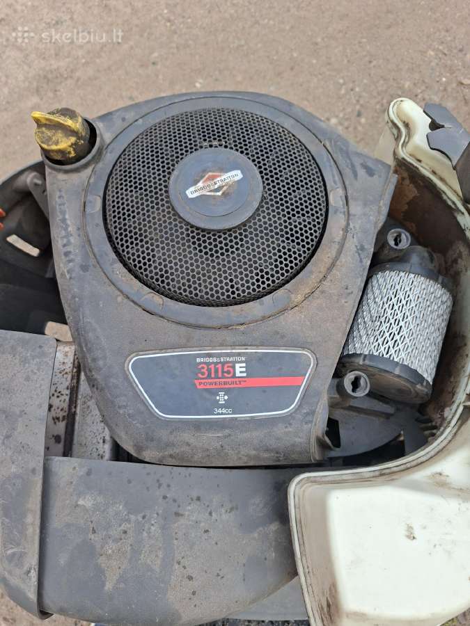 Sodo traktoriukas Husqvarna r112c5 - nuotraukos Nr. 6