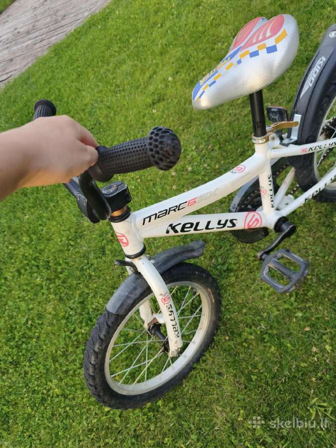 Du vaikiški dviratukai - nuotraukos Nr. 2