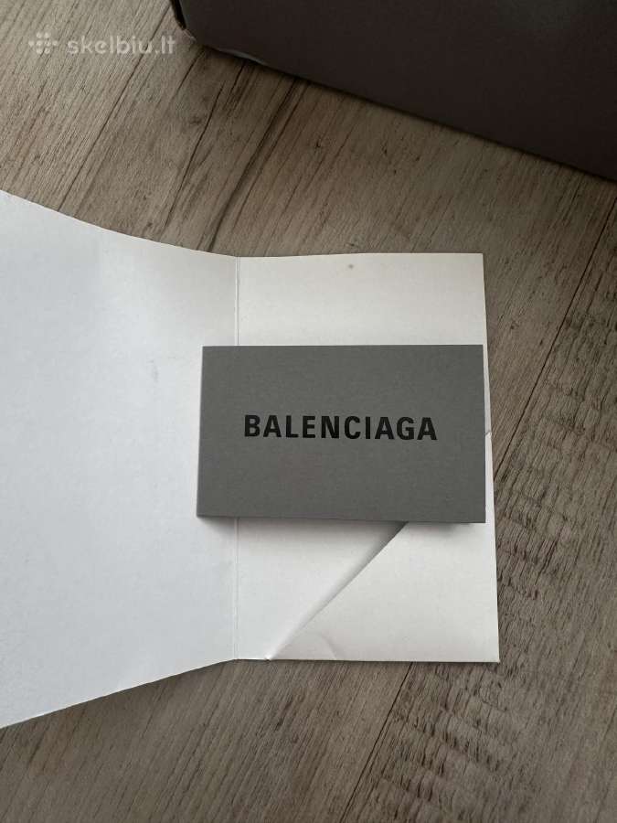 Balenciaga - nuotraukos Nr. 14