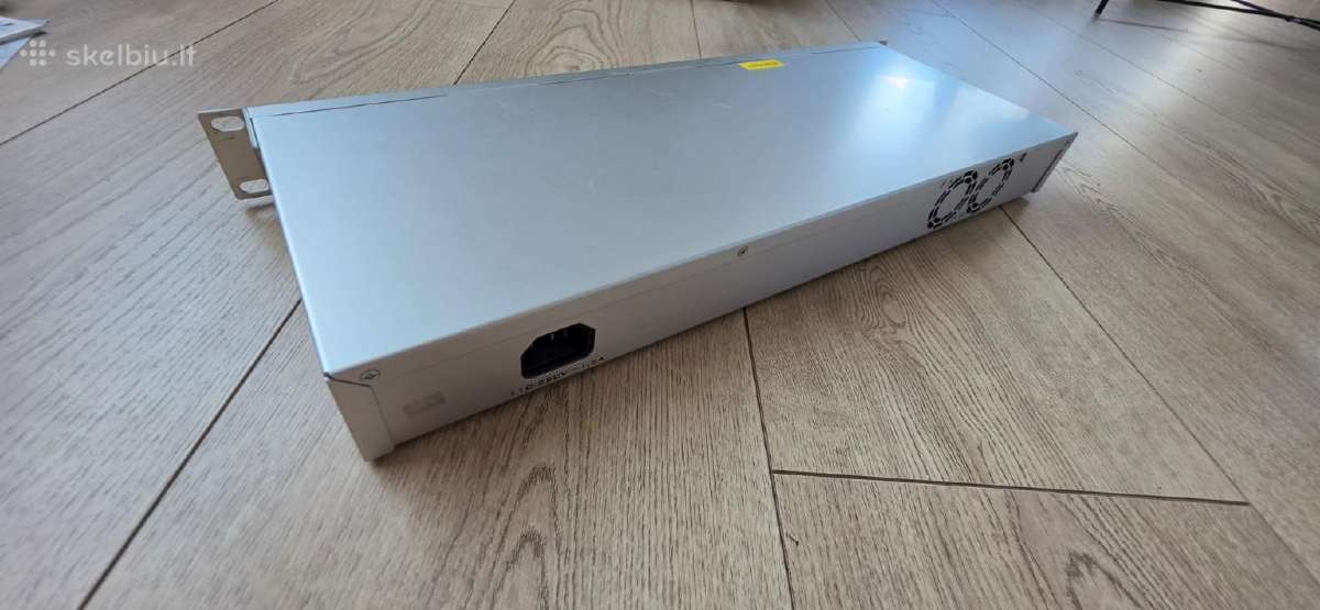 Mikrotik Routerboard Rb1100 13x Gigabit 1u - nuotraukos Nr. 3