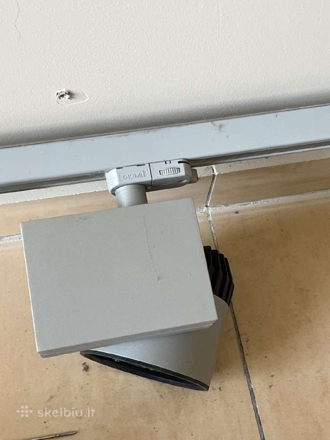 Beginiai LED prožektoriai - nuotraukos Nr. 3