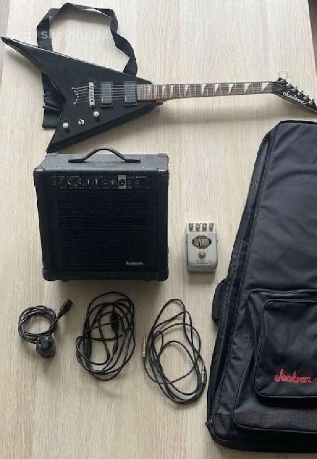 Jackson Flying V su priedais - nuotraukos Nr. 2