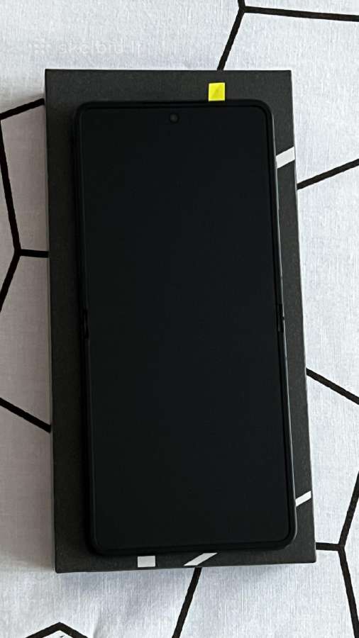 Samsung Galaxy Z Flip 7 256 GB jetblack - nuotraukos Nr. 2