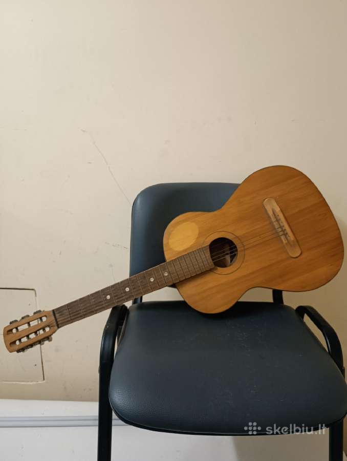 Gitara (nedidelė) - nuotraukos Nr. 2
