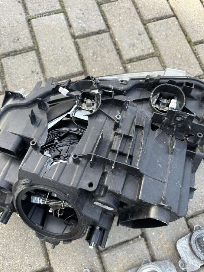 Bmw f11 dešnė fara (sulaužytas korpusas) - nuotraukos Nr. 2