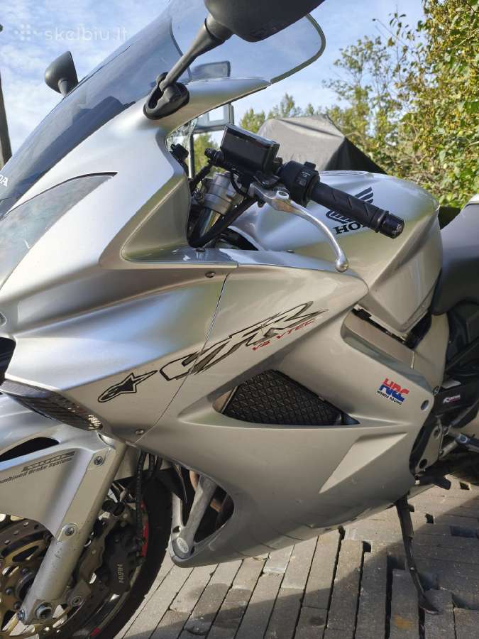 Parduodu VFR 800 - nuotraukos Nr. 6