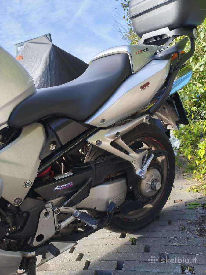 Parduodu VFR 800 - nuotraukos Nr. 7
