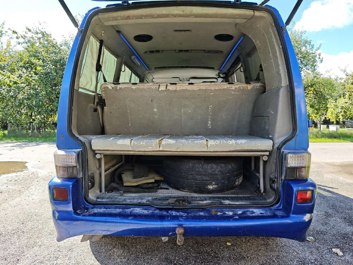 Parduodu VW Multivan 2.5tdi 75kw 1999m - nuotraukos Nr. 18