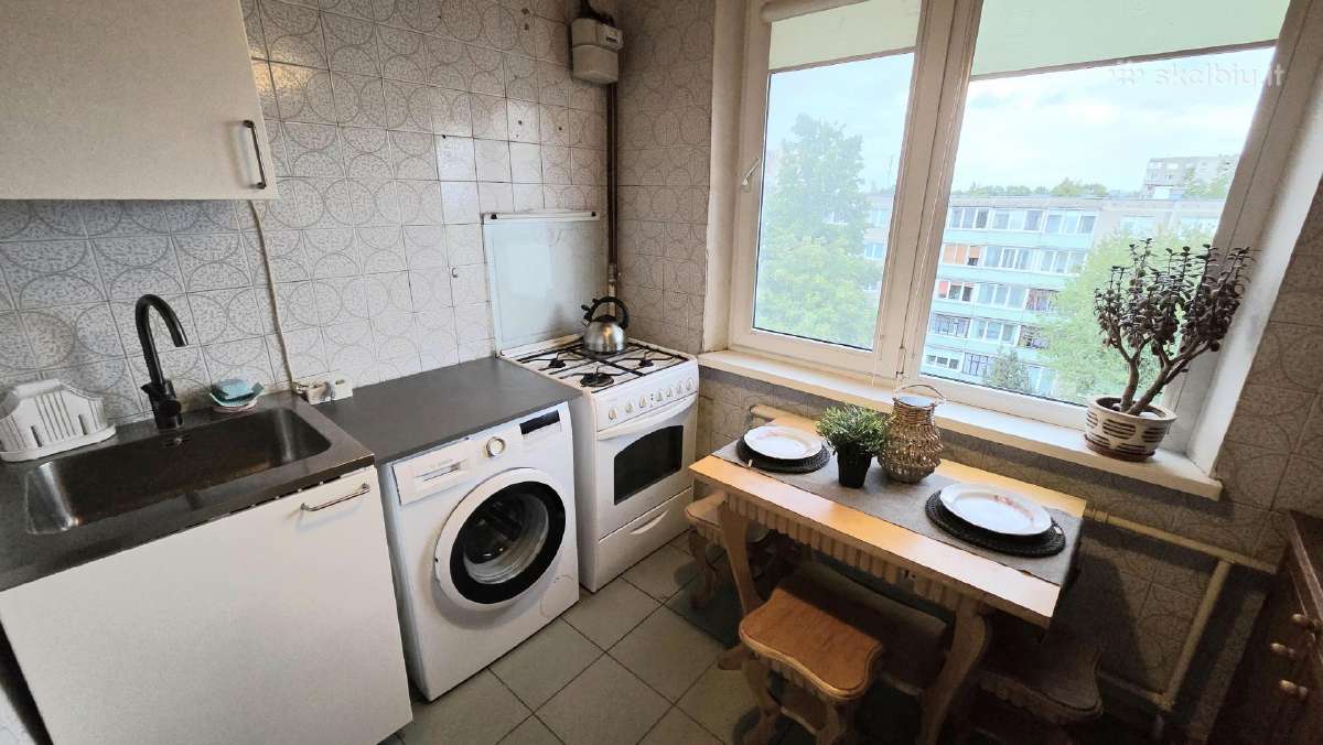 Nuomojamas erdvus 3 kambarių butas Vidzgiryje - nuotraukos Nr. 4