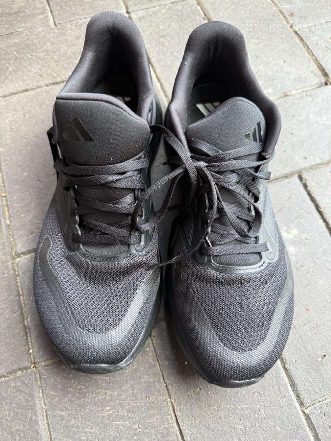 Adidas kedai - nuotraukos Nr. 2