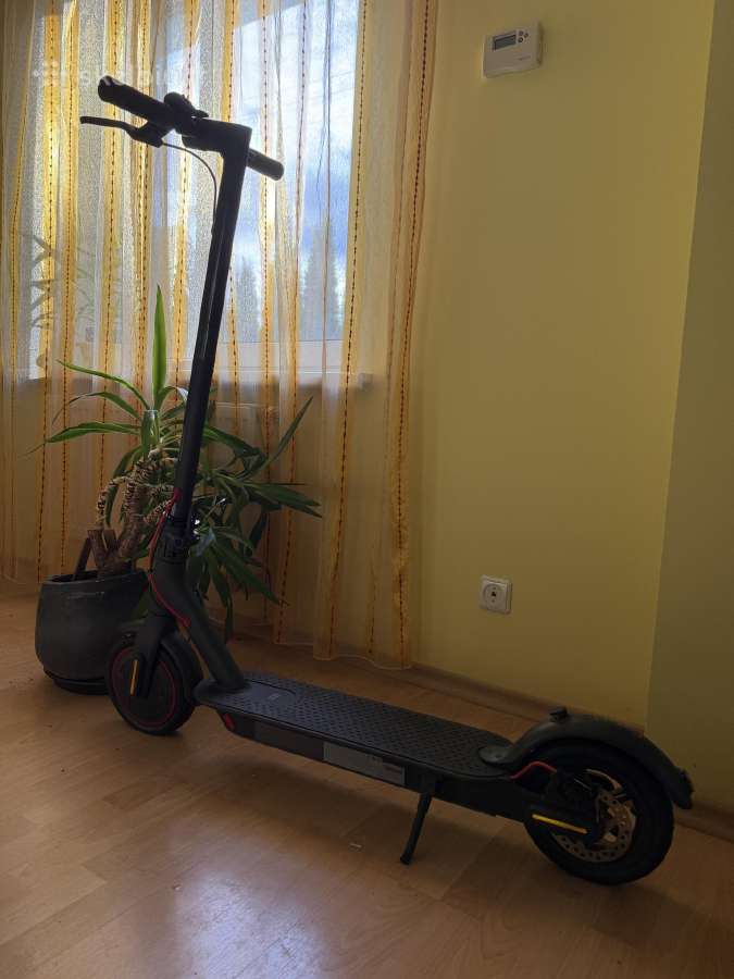 Xiaomi Mi Scooter Pro - nuotraukos Nr. 2