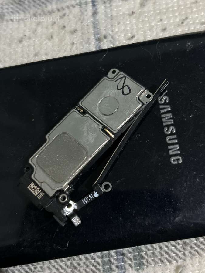 iPhone 8 dalys - nuotraukos Nr. 2